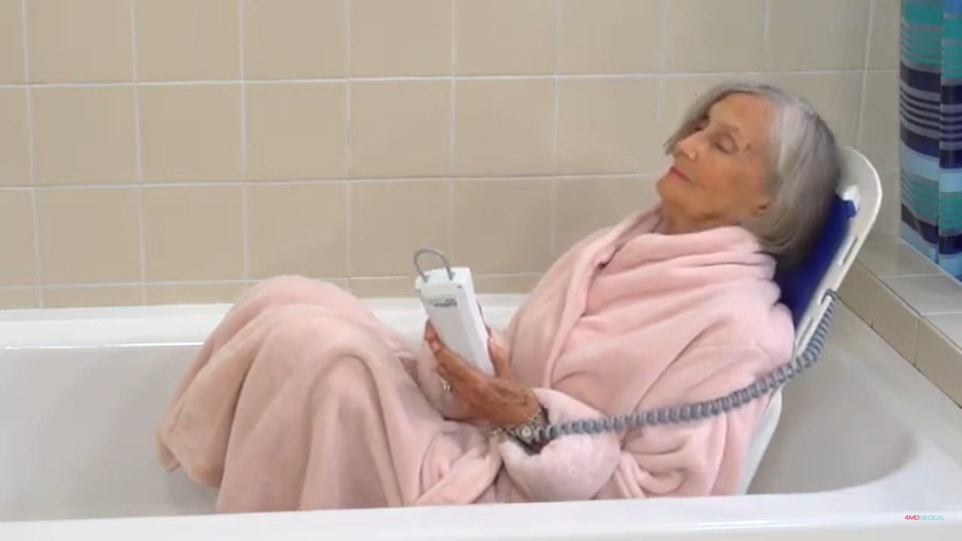 Best Bath Lifts For The Elderly Or Disabled Liberty Bathing
